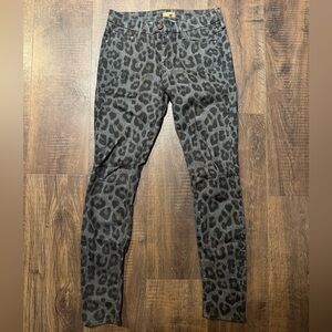 Mother 27 the looker paw jeans